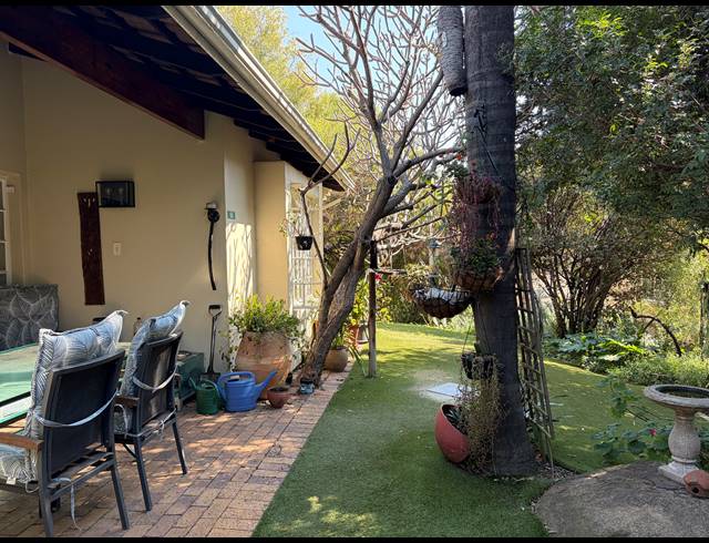 2 BEDROOM CLUSTER FOR SALE IN MAGALIESSIG